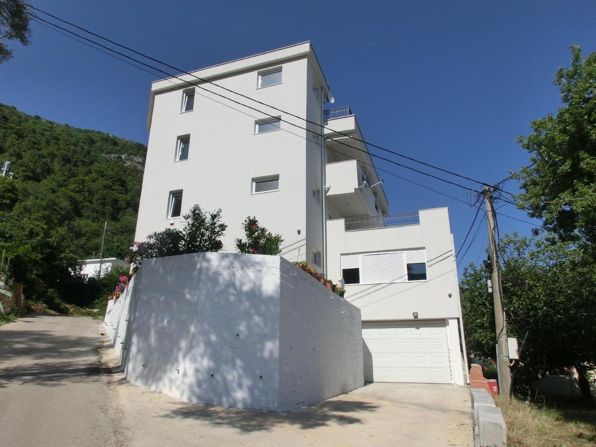 Villa Slovenika Budva Exterior photo